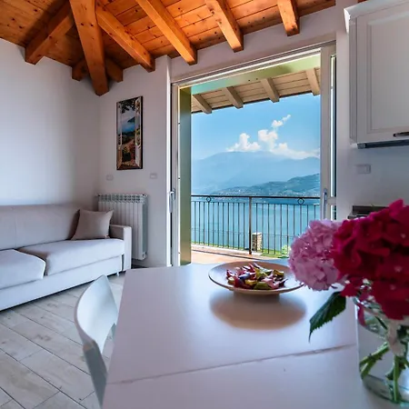 Italy Homes - Eliland View
